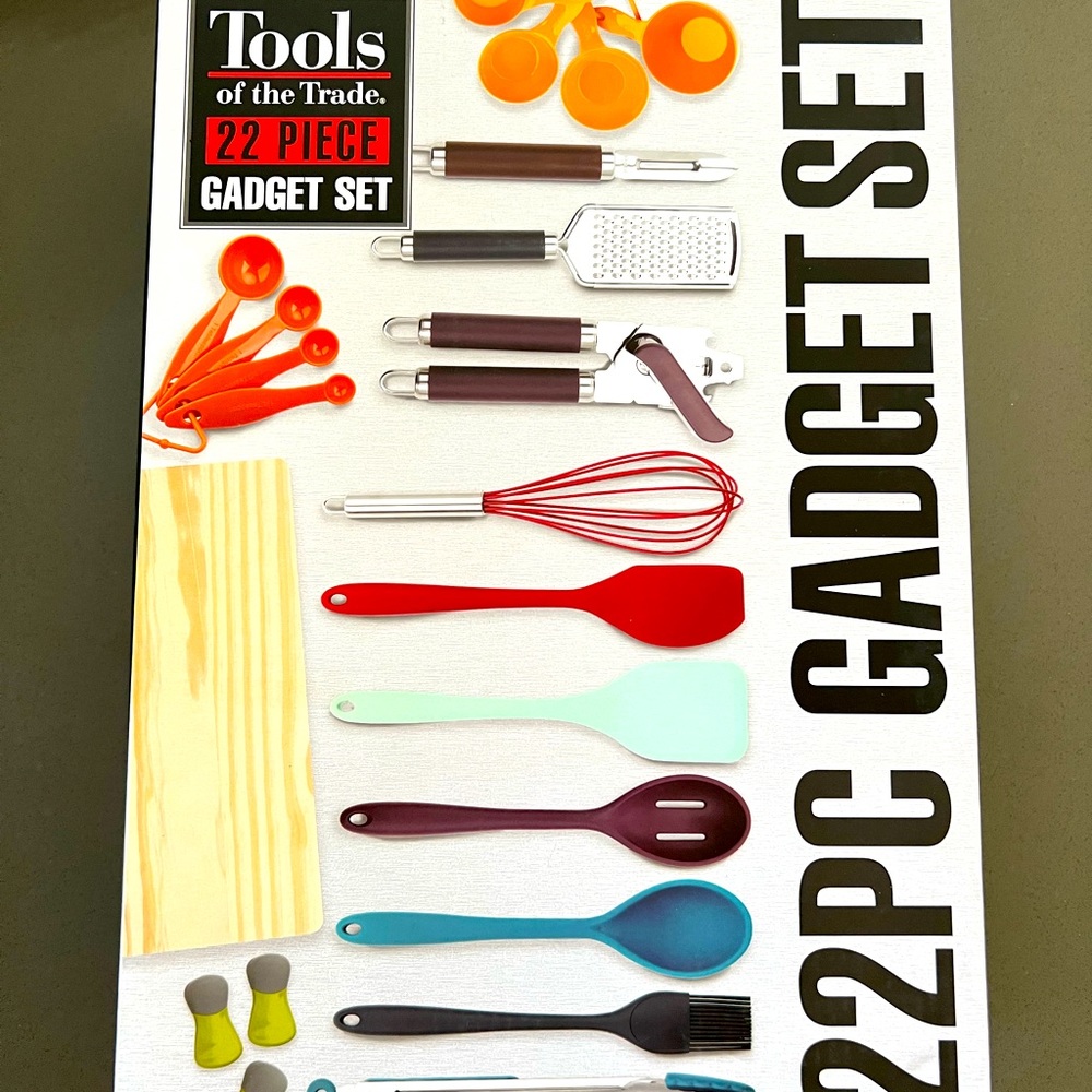 Tools Of The Trade 22 Piece Gadget Set